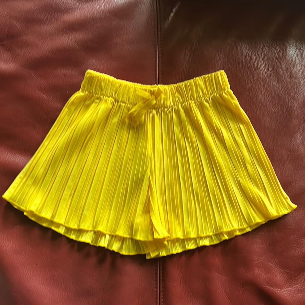 Skirt/Short for girls - Picture 1 of 2